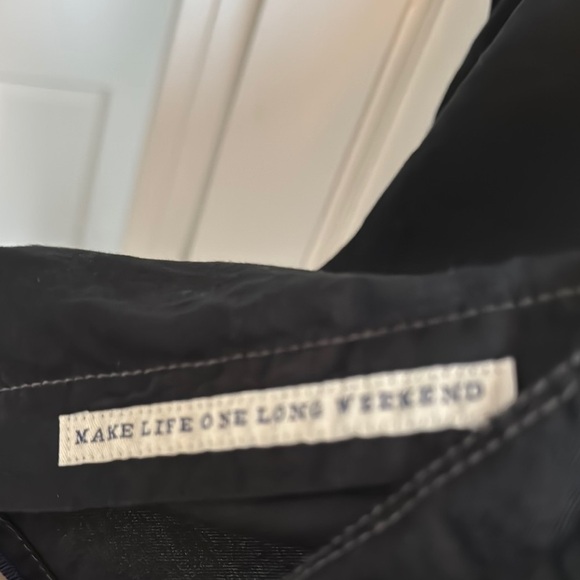 Men's Black Button-Up Shirt - Picture 4 of 6